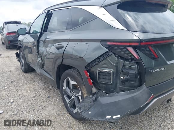 ✅ 2022 Hyundai Tucson Limited • VIN: KM8JFDA25NU036630 • Lot: 42523684. Wystawiony na IAAI z przebiegiem 86 961 mil. Bezpłatny archiwum sprzedaży aukcyjnych z USA i szczegółowy raport historii pojazdu na DreamBid. Zdjęcie 21.