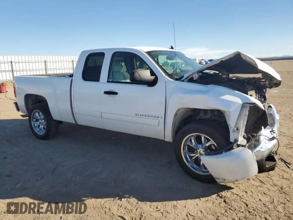 2007 Chevrolet Silverado 1500 1LT с VIN 1GCEC19C77Z515518, выставлен на аукционе Copart как лот 90921015 с пробегом 131 509 миль миль и Списание • Salvage title. История ставок и продаж доступна на DreamBid. Изображение 4.