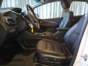 ✅ 2023 Chevrolet Bolt EV 2LT • VIN: 1G1FX6S05P4185826 • Lot: 44374435. Wystawiony na Copart z przebiegiem 8 126 mil. Bezpłatny archiwum sprzedaży aukcyjnych z USA i szczegółowy raport historii pojazdu na DreamBid. Zdjęcie 7.