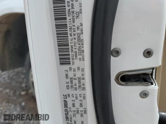 ✅ 2015 Ram 2500 Laramie • VIN: 3C6UR5NL4FG569422 • Lot: 62017655. Listed on Copart with 100,400 mi. Free auction sales archive from the USA and detailed vehicle history report at DreamBid. Image 12.