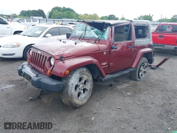 ✅ 2008 Jeep Wrangler Sahara • VIN: 1J4FA54168L512227 • Lot: 42106422. Wystawiony na IAAI z przebiegiem 198 495 mil. Bezpłatny archiwum sprzedaży aukcyjnych z USA i szczegółowy raport historii pojazdu na DreamBid. Zdjęcie 23.
