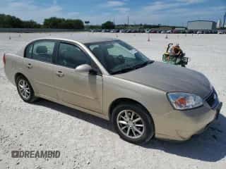 2007 Chevrolet Malibu 2LT z VIN 1G1ZT58N17F207847, wystawiony jako Copart lot #67527184 z przebiegiem 197 198 mil mil oraz Szkoda całkowita • Salvage title. Historia ofert i sprzedaży dostępna na DreamBid. Obrazek 4.