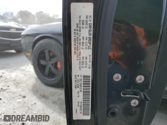 ✅ 2010 Dodge Challenger SRT-8 • VIN: 2B3CJ7DW9AH161950 • Lot: 73996914. Wystawiony na Copart z przebiegiem 140 088 mil. Bezpłatny archiwum sprzedaży aukcyjnych z USA i szczegółowy raport historii pojazdu na DreamBid. Zdjęcie 13.