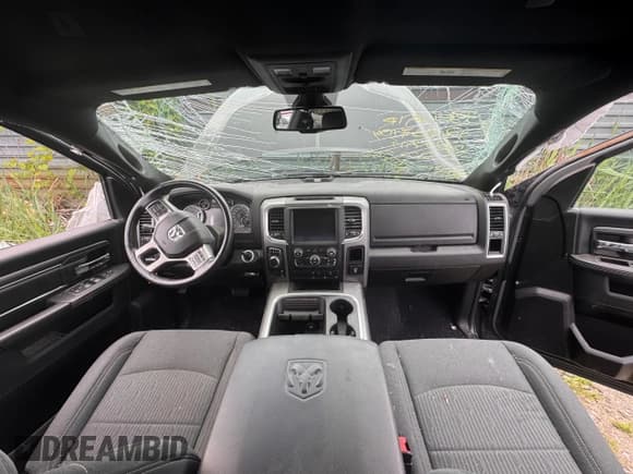 ✅ 2022 Ram 1500 Warlock • VIN: 1C6RR7LT1NS223582 • Lot: 62370575. Listed on Copart with 33,589 mi. Free auction sales archive from the USA and detailed vehicle history report at DreamBid. Image 9.