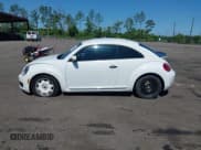 ✅ 2015 Volkswagen Beetle Fleet Edition • VIN: 3VWF17AT0FM655321 • Lot: 42386548. Listed on IAAI with 120,215 mi. Free auction sales archive from the USA and detailed vehicle history report at DreamBid. Image 14.