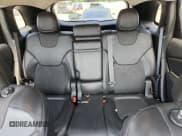 ✅ 2018 Jeep Cherokee Trailhawk • VIN: 1C4PJMBB8JD529580 • Lot: 70261045. Wystawiony na Copart z przebiegiem 124 437 mil. Bezpłatny archiwum sprzedaży aukcyjnych z USA i szczegółowy raport historii pojazdu na DreamBid. Zdjęcie 10.