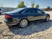 ✅ 2015 Audi A8 4.0T • VIN: WAU32AFD8FN037989 • Лот: 71414795. Опубликован ранее на Copart с пробегом 98 189 миль. Бесплатный доступ к архиву аукционных продаж из США и подробный отчёт об истории автомобиля на DreamBid. Изображение 3.