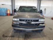 ✅ 2002 Chevrolet Silverado 2500HD LS • VIN: 1GCHK29U72E113321 • Лот: 81735215. Опубликован ранее на Copart с пробегом 346 400 миль. Бесплатный доступ к архиву аукционных продаж из США и подробный отчёт об истории автомобиля на DreamBid. Изображение 5.