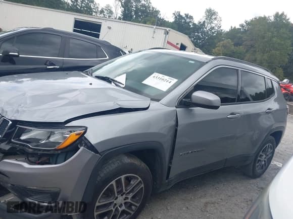 ✅ 2017 Jeep Compass Latitude • VIN: 3C4NJDBB1HT666193 • Лот: 43310214. Опубликован ранее на IAAI с пробегом 113 991 миль. Бесплатный доступ к архиву аукционных продаж из США и подробный отчёт об истории автомобиля на DreamBid. Изображение 14.