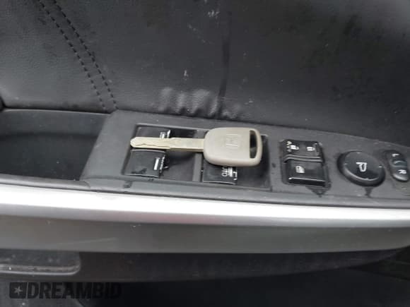 ✅ 2008 Honda Accord EX-L • VIN: 1HGCP25878A070671 • Lot: 42686728. Listed on IAAI with 236,069 mi. Free auction sales archive from the USA and detailed vehicle history report at DreamBid. Image 11.