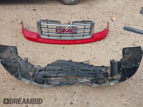 ✅ 2012 GMC Sierra 1500 Work Truck • VIN: 1GTR1TEX0CZ203501 • Лот: 42391177. Опубликован ранее на IAAI с пробегом 256 214 миль. Бесплатный доступ к архиву аукционных продаж из США и подробный отчёт об истории автомобиля на DreamBid. Изображение 12.