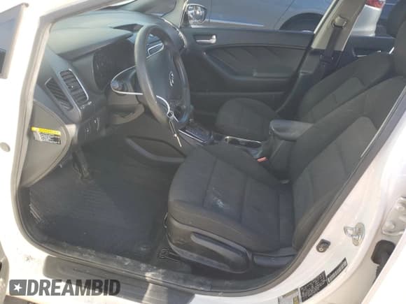 ✅ 2018 Kia Forte LX • VIN: 3KPFK4A78JE243703 • Lot: 87252745. Listed on Copart with 172,720 mi. Free auction sales archive from the USA and detailed vehicle history report at DreamBid. Image 7.