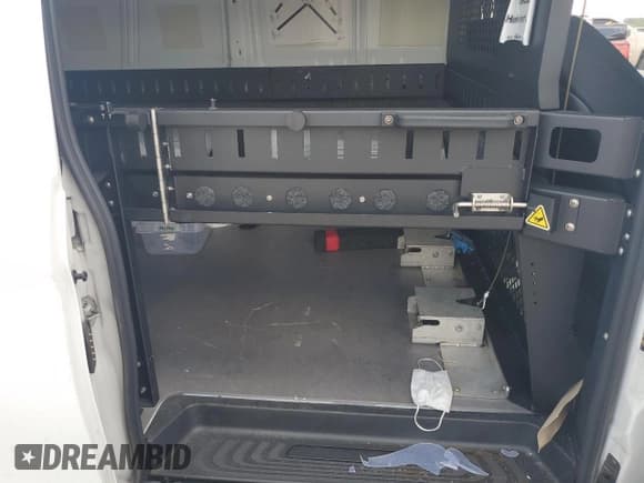 ✅ 2020 Mercedes-Benz Metris Cargo • VIN: W1YV0BEY4L3715815 • Лот: 68636494. Опубликован ранее на Copart с пробегом Не указан. Бесплатный доступ к архиву аукционных продаж из США и подробный отчёт об истории автомобиля на DreamBid. Изображение 11.