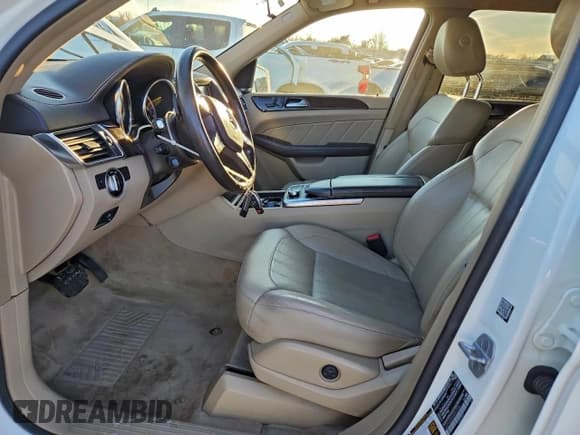 ✅ 2015 Mercedes-Benz GL 450 • VIN: 4JGDF6EE5FA597376 • Лот: 94914375. Опубликован ранее на Copart с пробегом 153 958 миль. Бесплатный доступ к архиву аукционных продаж из США и подробный отчёт об истории автомобиля на DreamBid. Изображение 7.