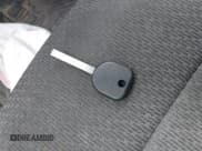 ✅ 2020 Chevrolet Silverado 1500 Custom • VIN: 1GCRWBEF3LZ196448 • Lot: 41508665. Wystawiony na IAAI z przebiegiem 95 187 mil. Bezpłatny archiwum sprzedaży aukcyjnych z USA i szczegółowy raport historii pojazdu na DreamBid. Zdjęcie 11.