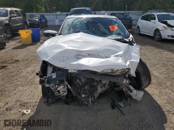 ✅ 2017 Honda Civic Touring • VIN: 2HGFC3B94HH451293 • Lot: 68279635. Listed on Copart with Not provided. Free auction sales archive from the USA and detailed vehicle history report at DreamBid. Image 5.