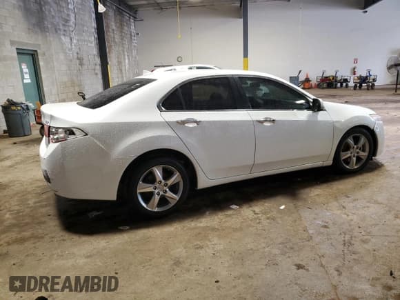 ✅ 2013 Acura TSX Technology • VIN: JH4CU2F64DC004287 • Lot: 51210505. Listed on Copart with 142,626 mi. Free auction sales archive from the USA and detailed vehicle history report at DreamBid. Image 3.