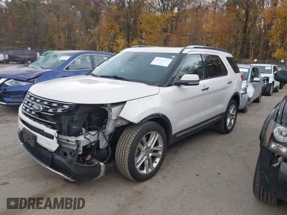 ✅ 2017 Ford Explorer Limited • VIN: 1FM5K8F87HGC83281 • Lot: 43712897. Wystawiony na IAAI z przebiegiem 141 121 mil. Bezpłatny archiwum sprzedaży aukcyjnych z USA i szczegółowy raport historii pojazdu na DreamBid. Zdjęcie 2.