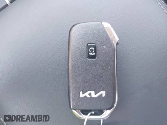 2022 Kia Sorento X-Line S z VIN 5XYRLDLC0NG097441, wystawiony jako IAAI lot #42556752 z przebiegiem 21 463 mil mil oraz . Historia ofert i sprzedaży dostępna na DreamBid. Obrazek 11.