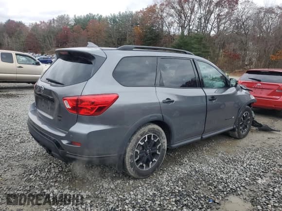 ✅ 2020 Nissan Pathfinder SL • VIN: 5N1DR2CM2LC596633 • Lot: 92196195. Wystawiony na Copart z przebiegiem 42 262 mil. Bezpłatny archiwum sprzedaży aukcyjnych z USA i szczegółowy raport historii pojazdu na DreamBid. Zdjęcie 3.