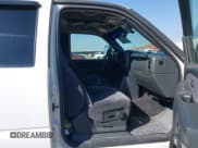 ✅ 2002 Chevrolet Silverado 2500HD LT • VIN: 1GCHK23U62F183928 • Lot: 43651982. Wystawiony na IAAI z przebiegiem 210 872 mil. Bezpłatny archiwum sprzedaży aukcyjnych z USA i szczegółowy raport historii pojazdu na DreamBid. Zdjęcie 6.