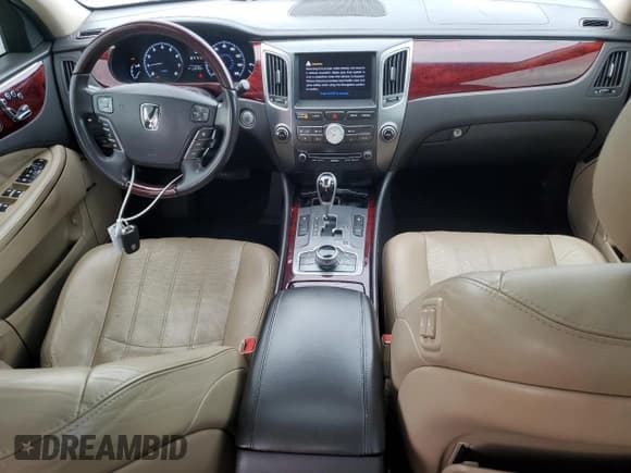 ✅ 2013 Hyundai Equus Signature • VIN: KMHGH4JH5DU064421 • Lot: 49272045. Listed on Copart with 129,449 mi. Free auction sales archive from the USA and detailed vehicle history report at DreamBid. Image 8.