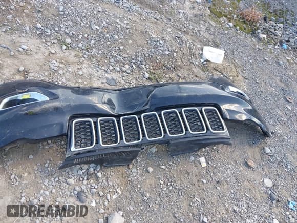 ✅ 2019 Jeep Grand Cherokee Altitude • VIN: 1C4RJFAG0KC606791 • Lot: 43342432. Listed on IAAI with 153,596 mi. Free auction sales archive from the USA and detailed vehicle history report at DreamBid. Image 12.