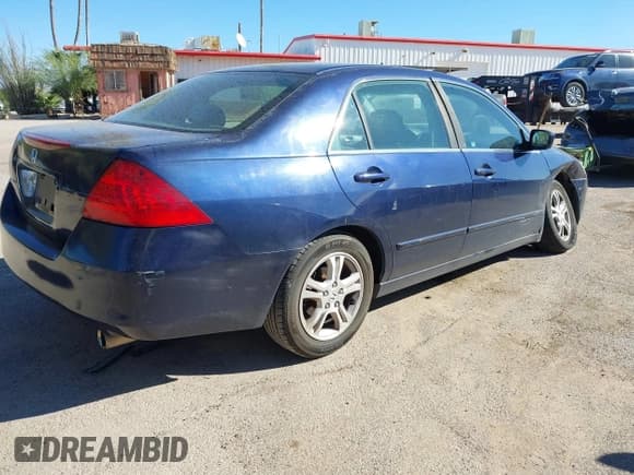 ✅ 2007 Honda Accord LX SE • VIN: 1HGCM56317A054302 • Lot: 43519968. Wystawiony na IAAI z przebiegiem 177 081 mil. Bezpłatny archiwum sprzedaży aukcyjnych z USA i szczegółowy raport historii pojazdu na DreamBid. Zdjęcie 4.