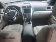 ✅ 2011 Ford Explorer XLT • VIN: 1FMHK8D81BGA13504 • Lot: 90670165. Wystawiony na Copart z przebiegiem 74 046 mil. Bezpłatny archiwum sprzedaży aukcyjnych z USA i szczegółowy raport historii pojazdu na DreamBid. Zdjęcie 8.