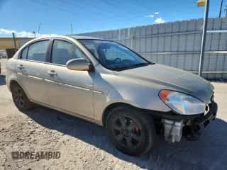 2006 Hyundai Accent GLS z VIN KMHCN46C36U040755, wystawiony jako Copart lot #86664095 z przebiegiem 226 111 mil mil oraz Szkoda całkowita • Salvage title. Historia ofert i sprzedaży dostępna na DreamBid. Obrazek 4.