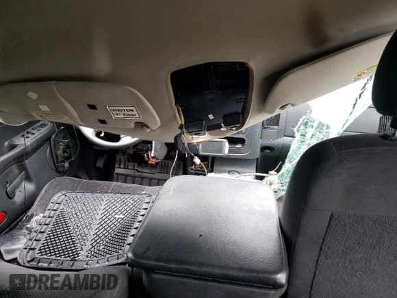 ✅ 2005 Dodge 1500 SLT • VIN: 1D7HU18D75J549058 • Лот: 69274964. Опубликован ранее на Copart с пробегом Не указан. Бесплатный доступ к архиву аукционных продаж из США и подробный отчёт об истории автомобиля на DreamBid. Изображение 8.