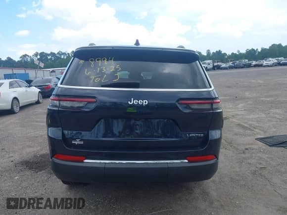 2024 Jeep Grand Cherokee Limited с VIN 1C4RJJBGXR8922522, выставлен на аукционе IAAI как лот 42552026 с пробегом 15 673 миль миль и . История ставок и продаж доступна на DreamBid. Изображение 17.