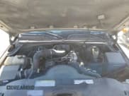 ✅ 2001 Chevrolet Silverado 1500 • VIN: 1GCEC14W51Z175830 • Лот: 80335264. Опубликован ранее на Copart с пробегом 204 449 миль. Бесплатный доступ к архиву аукционных продаж из США и подробный отчёт об истории автомобиля на DreamBid. Изображение 11.