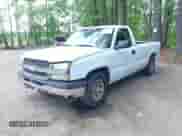 2004 Chevrolet Silverado 1500 LS z VIN 1GCEC14T24Z121685, wystawiony jako IAAI lot #42187789 z przebiegiem 121 667 mil mil oraz . Historia ofert i sprzedaży dostępna na DreamBid. Obrazek 2.