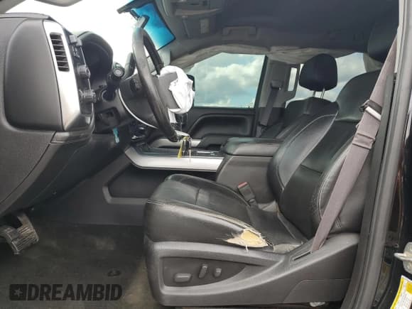 ✅ 2015 Chevrolet Silverado 2500HD LTZ • VIN: 1GC1KWE89FF192363 • Lot: 84362815. Wystawiony na Copart z przebiegiem 176 097 mil. Bezpłatny archiwum sprzedaży aukcyjnych z USA i szczegółowy raport historii pojazdu na DreamBid. Zdjęcie 7.