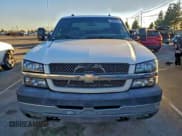 ✅ 2004 Chevrolet Silverado 2500HD Work Truck • VIN: 1GCHC23U04F179275 • Лот: 95805925. Опубликован ранее на Copart с пробегом 260 462 миль. Бесплатный доступ к архиву аукционных продаж из США и подробный отчёт об истории автомобиля на DreamBid. Изображение 5.