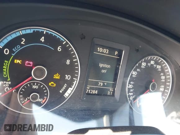 ✅ 2013 Volkswagen Jetta Hybrid SE • VIN: 3VW637AJ3DM213882 • Lot: 42552080. Listed on IAAI with 71,284 mi. Free auction sales archive from the USA and detailed vehicle history report at DreamBid. Image 7.