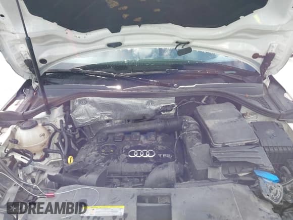 ✅ 2018 Audi Q3 Premium • VIN: WA1BCCFS2JR023653 • Lot: 42753766. Wystawiony na IAAI z przebiegiem 46 434 mil. Bezpłatny archiwum sprzedaży aukcyjnych z USA i szczegółowy raport historii pojazdu na DreamBid. Zdjęcie 10.