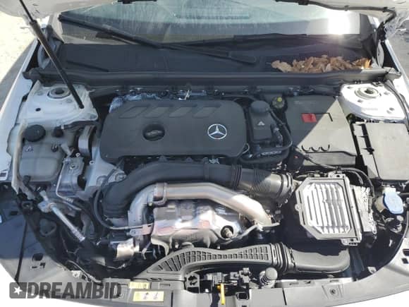 2025 Mercedes-Benz CLA 250 с VIN W1K5J4GB4SN522417, выставлен на аукционе Copart как лот 56221135 с пробегом 17 314 миль миль и Чистый • Clean title. История ставок и продаж доступна на DreamBid. Изображение 11.