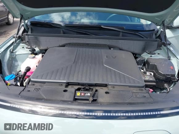 ✅ 2025 Hyundai Kona • VIN: KM8HB3A77SU018500 • Lot: 42294437. Listed on IAAI with 6,216 mi. Free auction sales archive from the USA and detailed vehicle history report at DreamBid. Image 10.