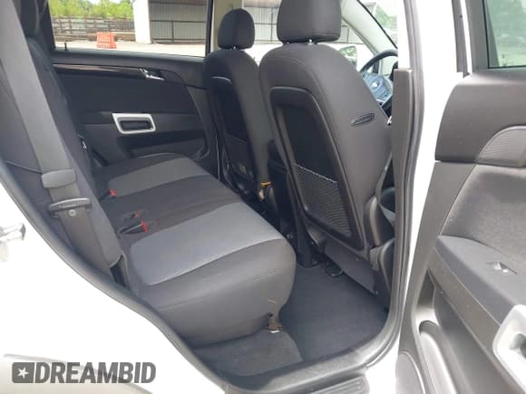 ✅ 2014 Chevrolet Captiva Sport LS • VIN: 3GNAL2EK2ES621832 • Lot: 42246539. Wystawiony na IAAI z przebiegiem 73 788 mil. Bezpłatny archiwum sprzedaży aukcyjnych z USA i szczegółowy raport historii pojazdu na DreamBid. Zdjęcie 8.