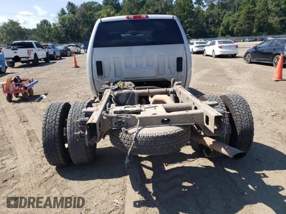✅ 2012 Chevrolet Silverado 1500 • VIN: 1GC5CZCG0CZ152581 • Lot: 68301195. Wystawiony na Copart z przebiegiem 164 239 mil. Bezpłatny archiwum sprzedaży aukcyjnych z USA i szczegółowy raport historii pojazdu na DreamBid. Zdjęcie 6.