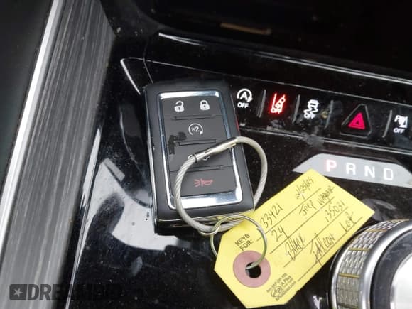 ✅ 2024 Jeep Wagoneer Series II • VIN: 1C4SJRBP7RS135031 • Lot: 41725213. Listed on IAAI with 29,216 mi. Free auction sales archive from the USA and detailed vehicle history report at DreamBid. Image 11.