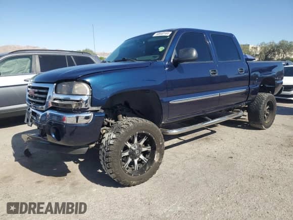 2007 GMC Sierra 1500 SL with VIN 2GTEK13V571160192, listed as a Copart auction lot 58640144 with 90,638 mi miles and Salvage title. Bid and sale history available at DreamBid. Image 1.