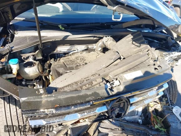 ✅ 2021 Volkswagen Tiguan SE • VIN: 3VV2B7AX1MM075768 • Lot: 43486395. Wystawiony na IAAI z przebiegiem 49 298 mil. Bezpłatny archiwum sprzedaży aukcyjnych z USA i szczegółowy raport historii pojazdu na DreamBid. Zdjęcie 10.