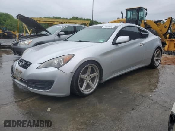 ✅ 2010 Hyundai Genesis Coupe • VIN: KMHHT6KD9AU036627 • Lot: 58550425. Wystawiony na Copart z przebiegiem 104 179 mil. Bezpłatny archiwum sprzedaży aukcyjnych z USA i szczegółowy raport historii pojazdu na DreamBid. Zdjęcie 1.
