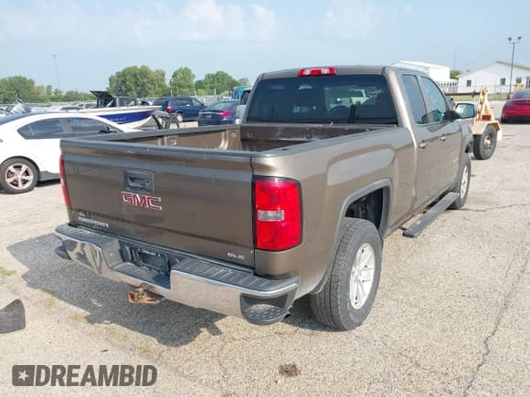 ✅ 2014 GMC Sierra 1500 SLE • VIN: 1GTV2UEH9EZ226482 • Лот: 43008411. Опубликован ранее на IAAI с пробегом 234 749 миль. Бесплатный доступ к архиву аукционных продаж из США и подробный отчёт об истории автомобиля на DreamBid. Изображение 4.