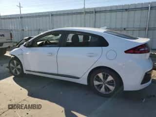 2019 Hyundai Ioniq с VIN KMHC65LD0KU181258, выставлен на аукционе Copart как лот 74049004 с пробегом Не указан миль и Списание • Salvage title. История ставок и продаж доступна на DreamBid. Изображение 2.