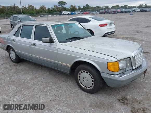 ✅ 1986 Mercedes-Benz 300 SDL • VIN: WDBCB25D6GA242275 • Lot: 43898782. Listed on IAAI with 387,699 mi. Free auction sales archive from the USA and detailed vehicle history report at DreamBid. Image 1.