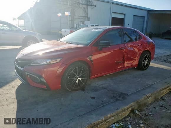 ✅ 2022 Toyota Camry XSE • VIN: 4T1K61AK7NU011487 • Lot: 82028725. Listed on Copart with 56,799 mi. Free auction sales archive from the USA and detailed vehicle history report at DreamBid. Image 1.